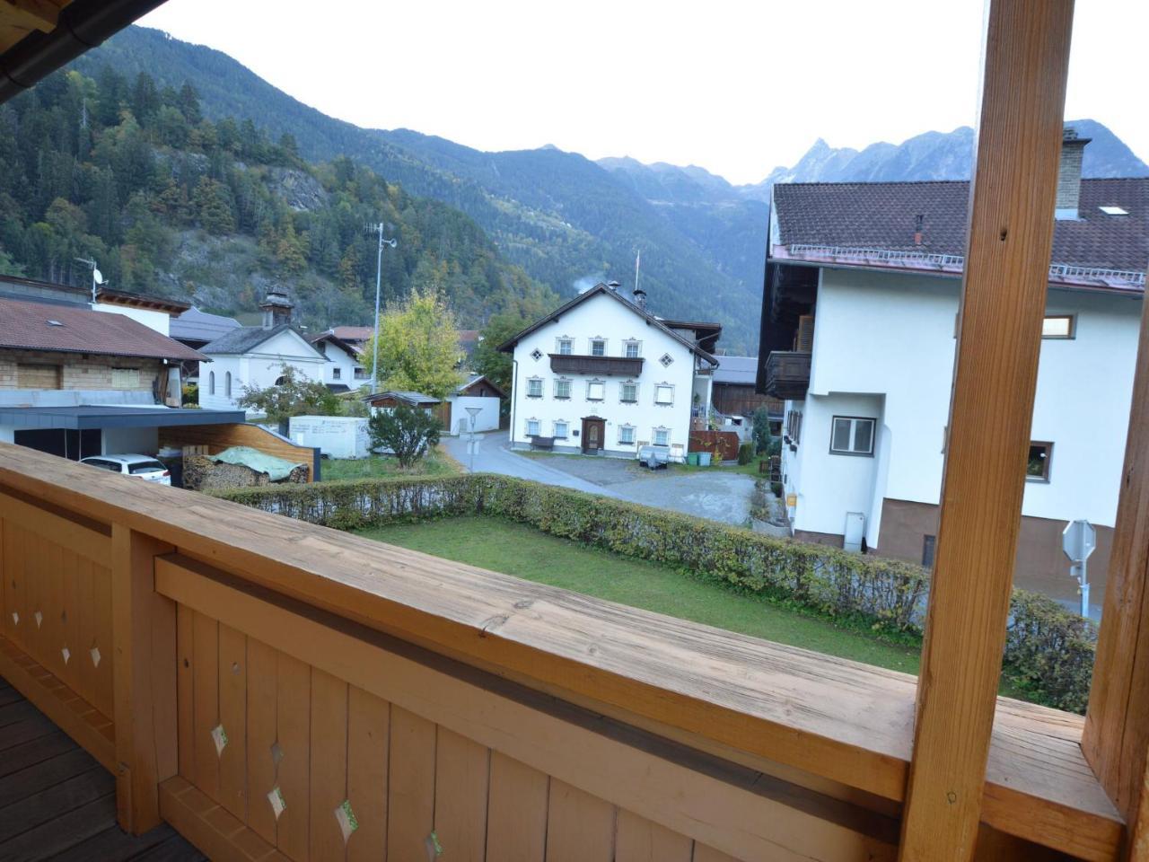 Cozy Apartment In Oetz Close To Ski Area Exterior photo
